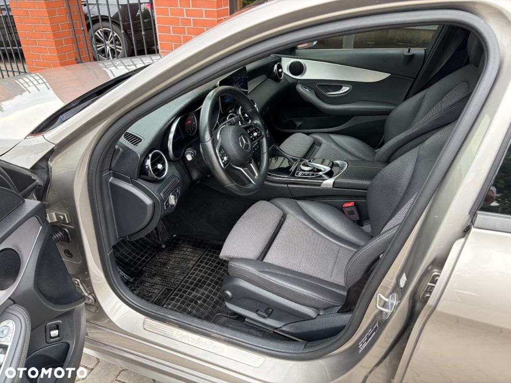 Mercedes-Benz Klasa C 220 d 9G-TRONIC Exclusive - 15