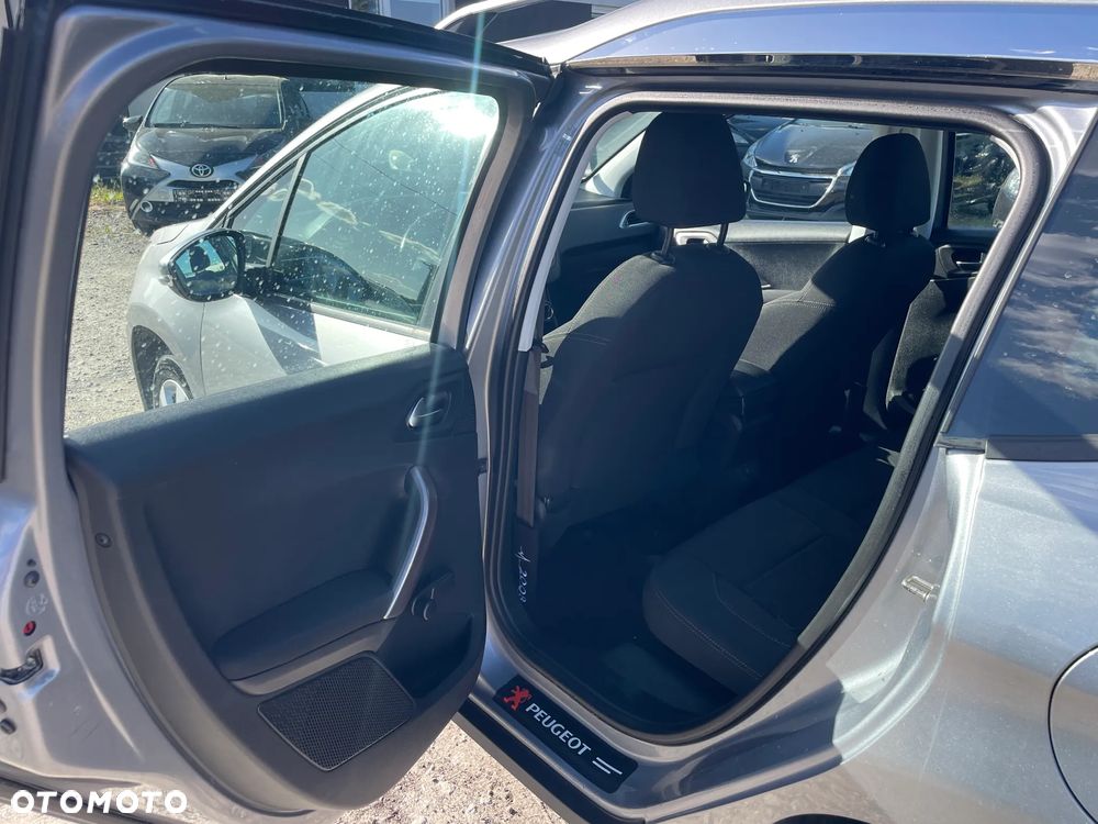 Peugeot 2008 1.6 VTi Active - 13