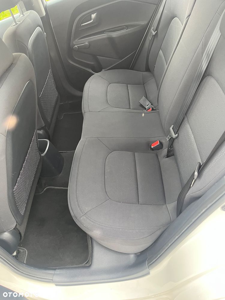 Kia Rio 1.2 Edition 7 - 24