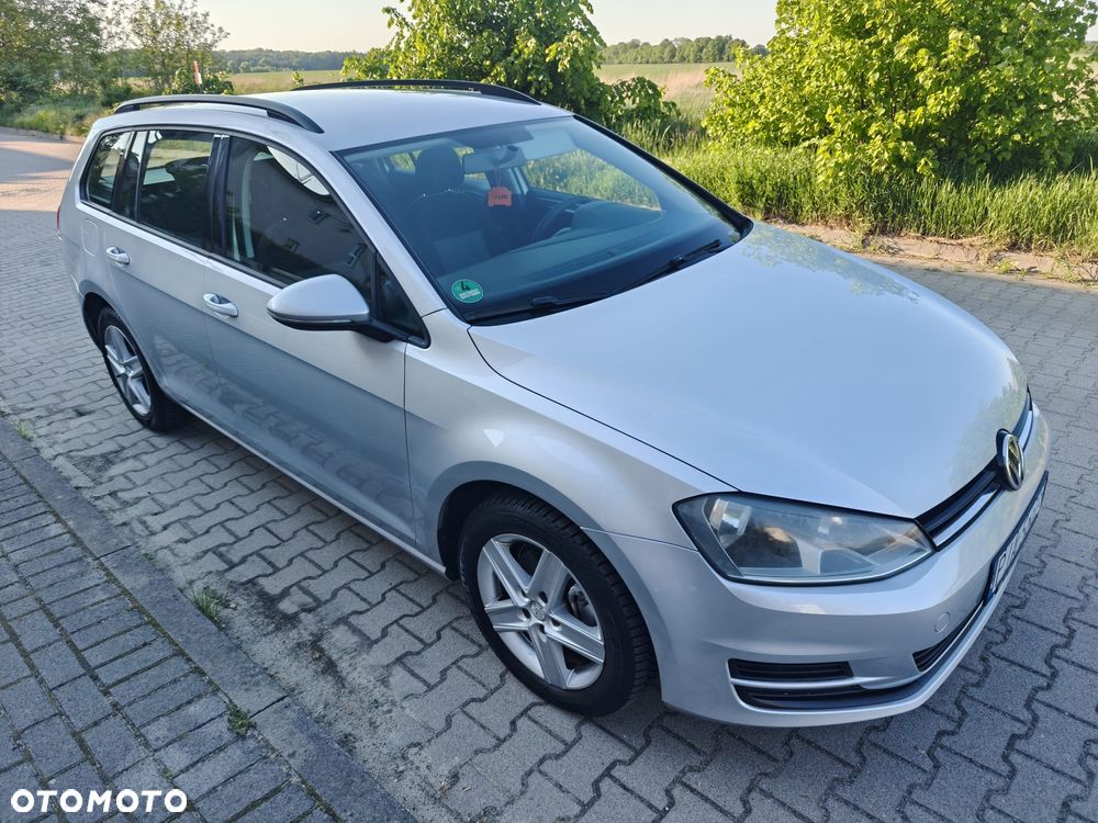 Volkswagen Golf - 24