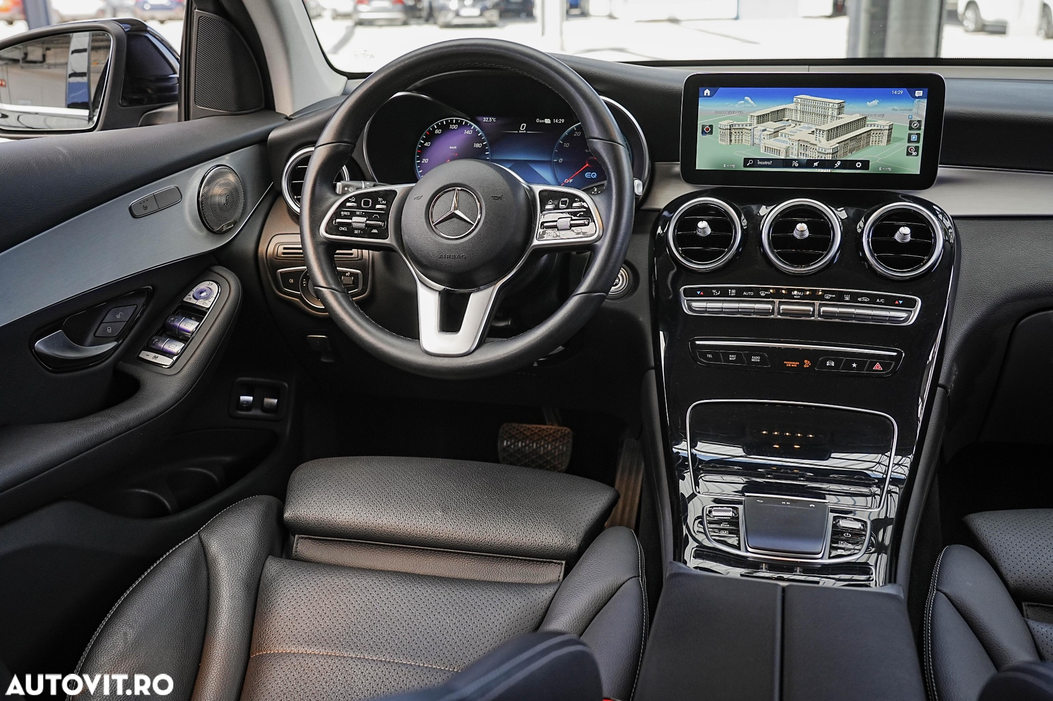 Mercedes-Benz GLC - 7