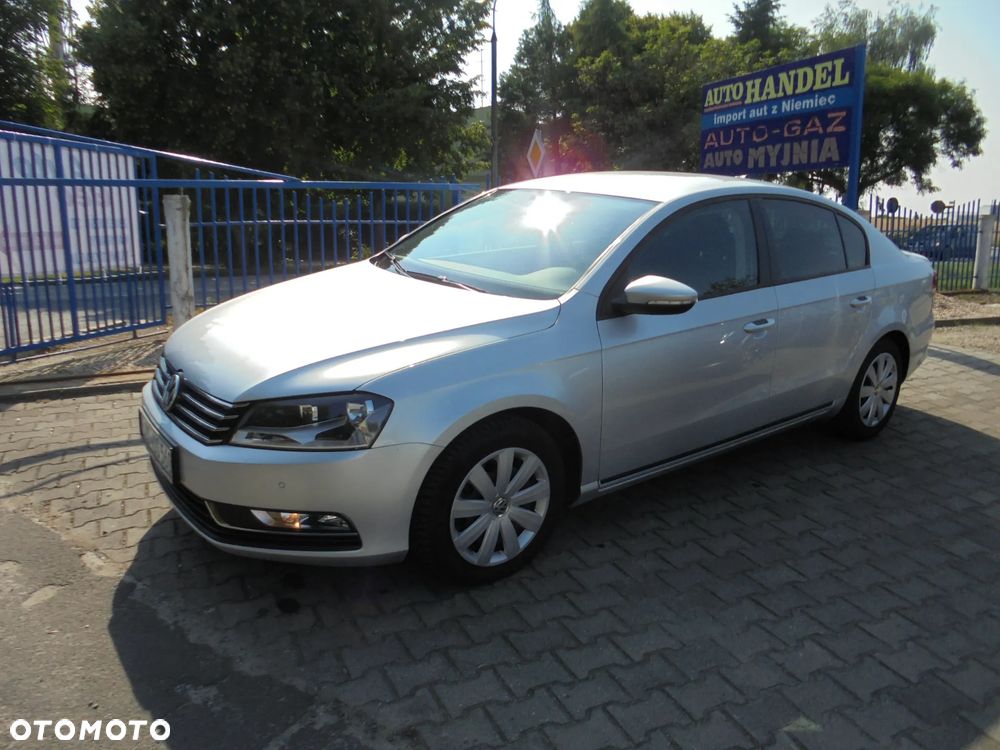 Volkswagen Passat 2.0 TDI Comfortline - 3