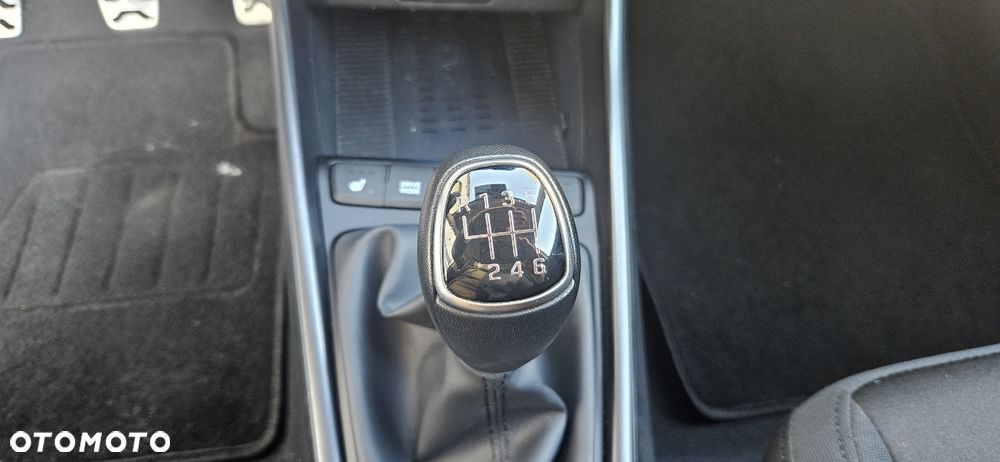 Hyundai Bayon 1.0 T-GDI Connect & Go - 26