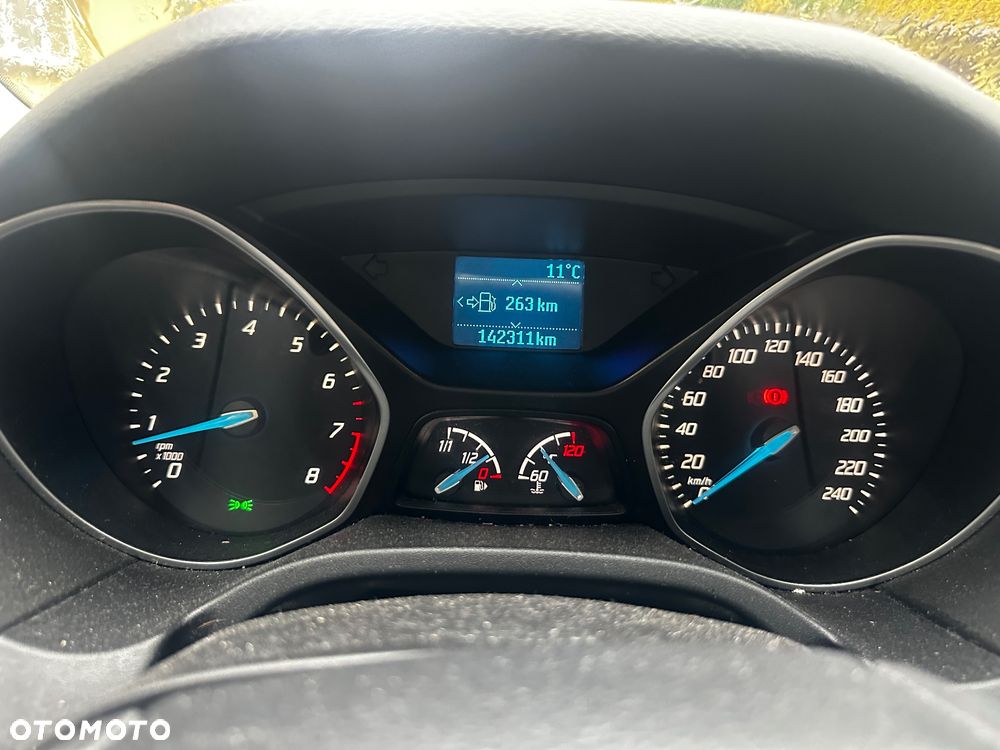 Ford Focus 1.0 EcoBoost 99g Trend - 13