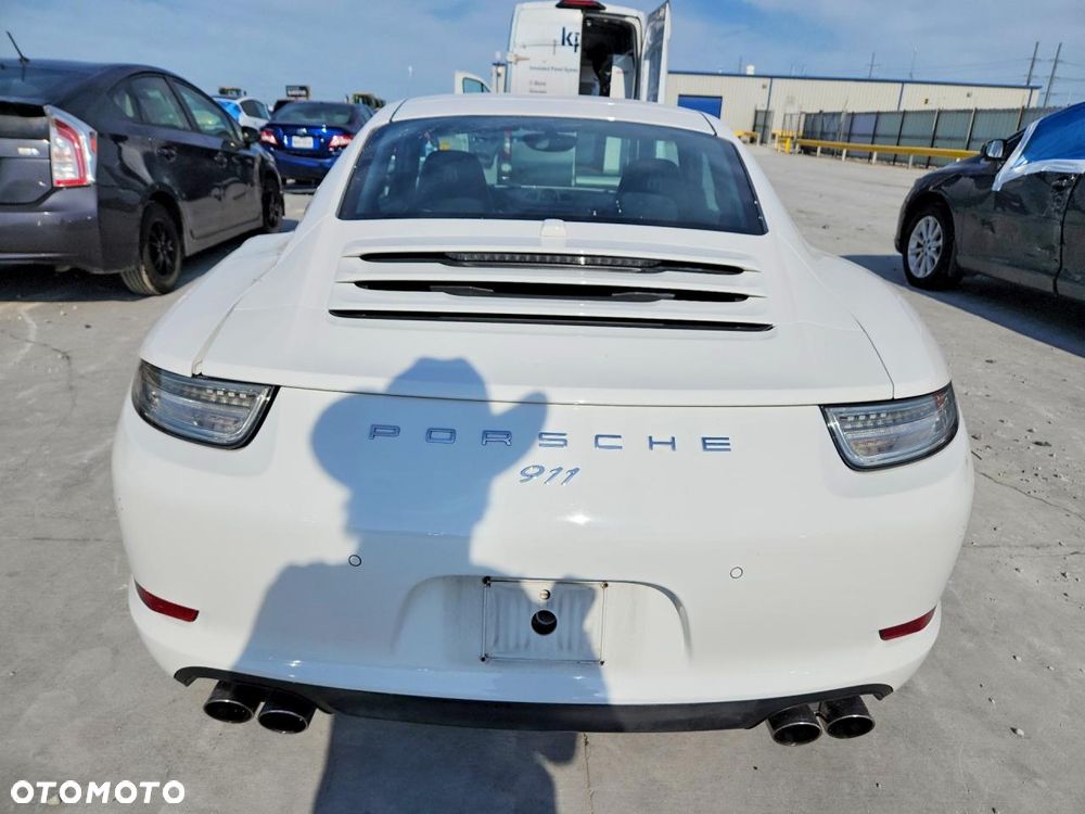 Porsche 911 Carrera Tiptronic S - 7