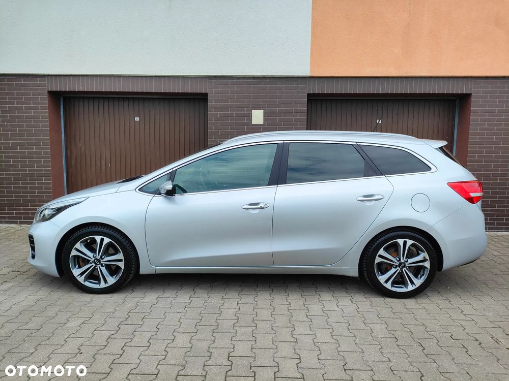 Kia Ceed 1.6 CRDi 136 ISG SW GT Line - 8