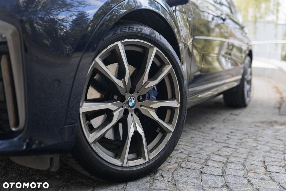 BMW X7 M50i sport - 4
