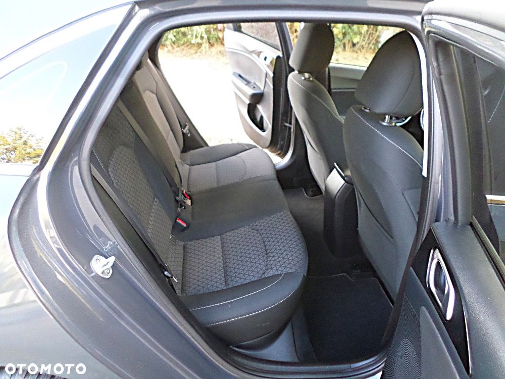 Kia Ceed - 23