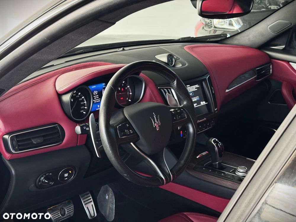 Maserati Levante S Q4 - 9
