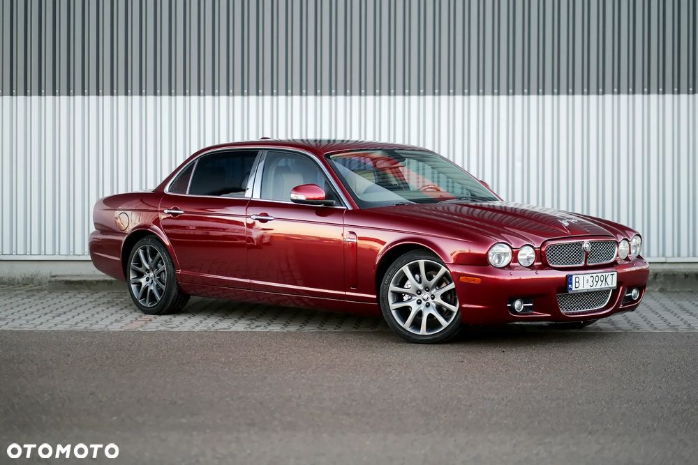 Jaguar XJ XJ8 4.2 LWB - 28