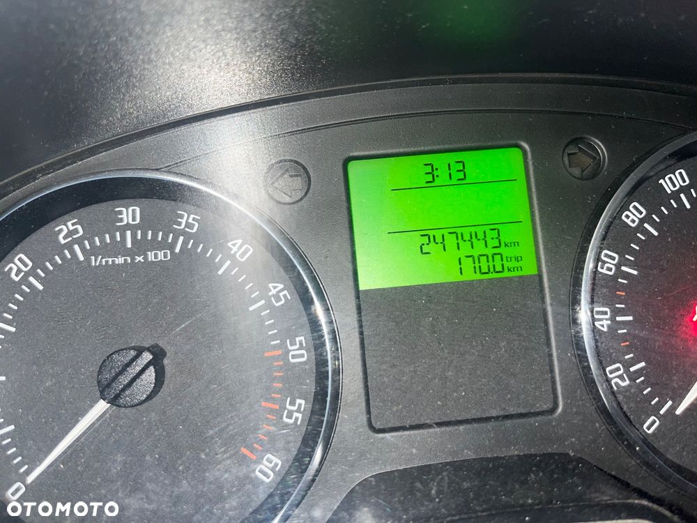 Skoda Fabia 1.6 TDI DPF Ambition - 11