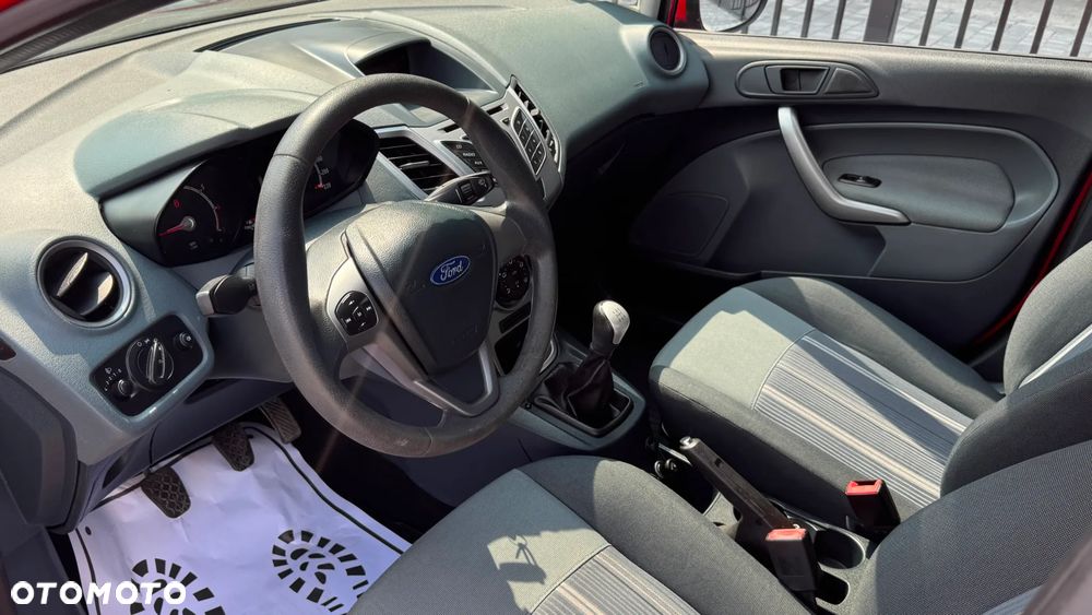 Ford Fiesta 1.25 Ambiente - 14