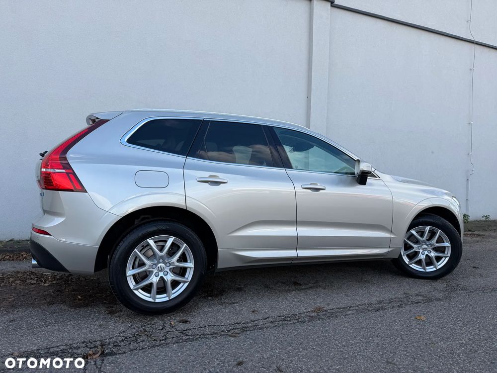 Volvo XC 60 D4 AWD Momentum - 17