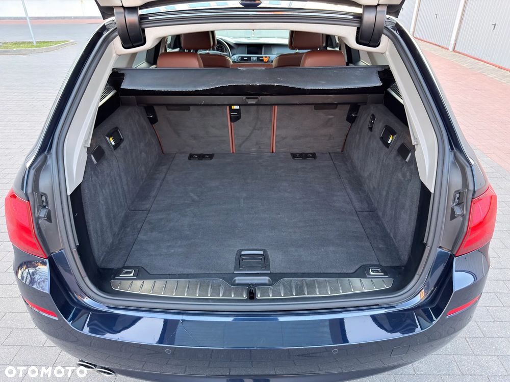 BMW Seria 5 520d - 13
