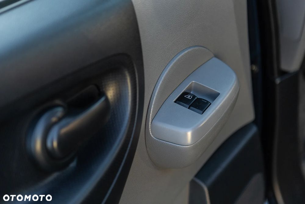 Nissan NV200 - 37
