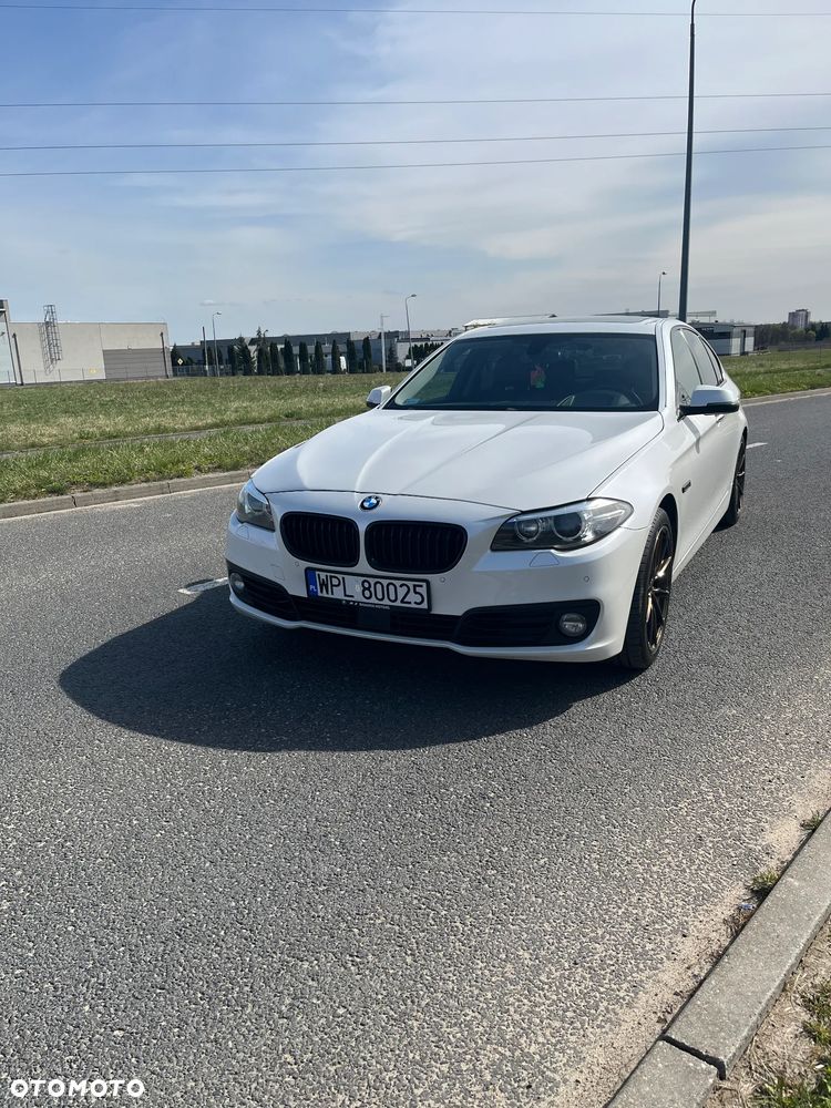 BMW Seria 5 528i - 6