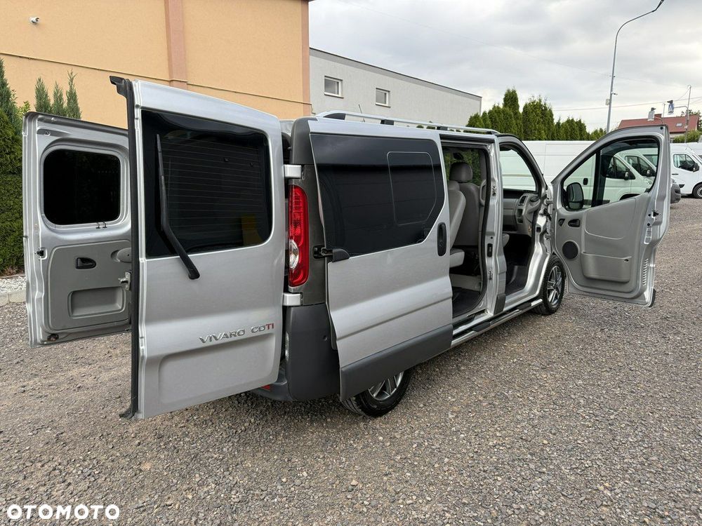 Opel Vivaro - 18
