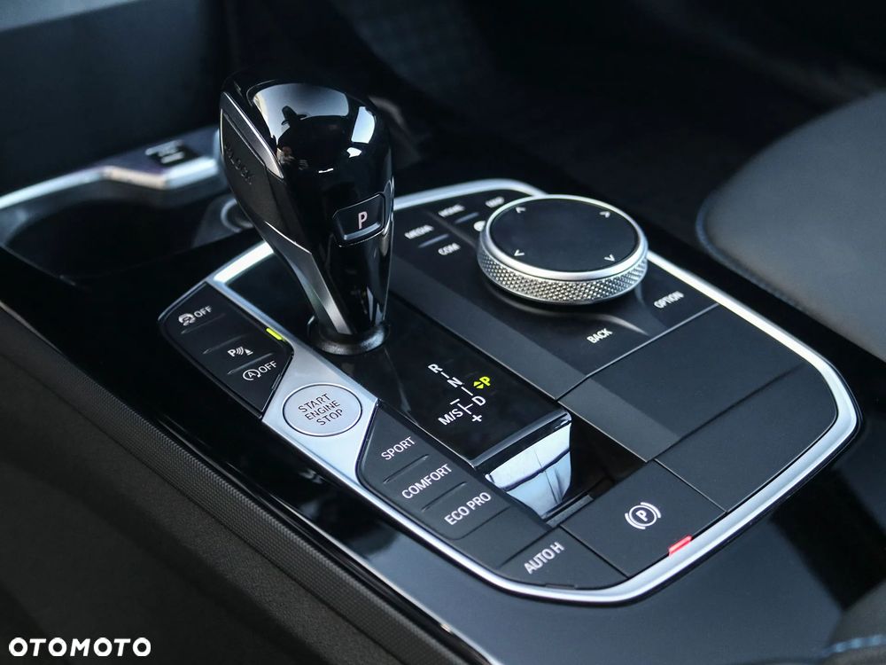 BMW Seria 1 118i M Sport - 17