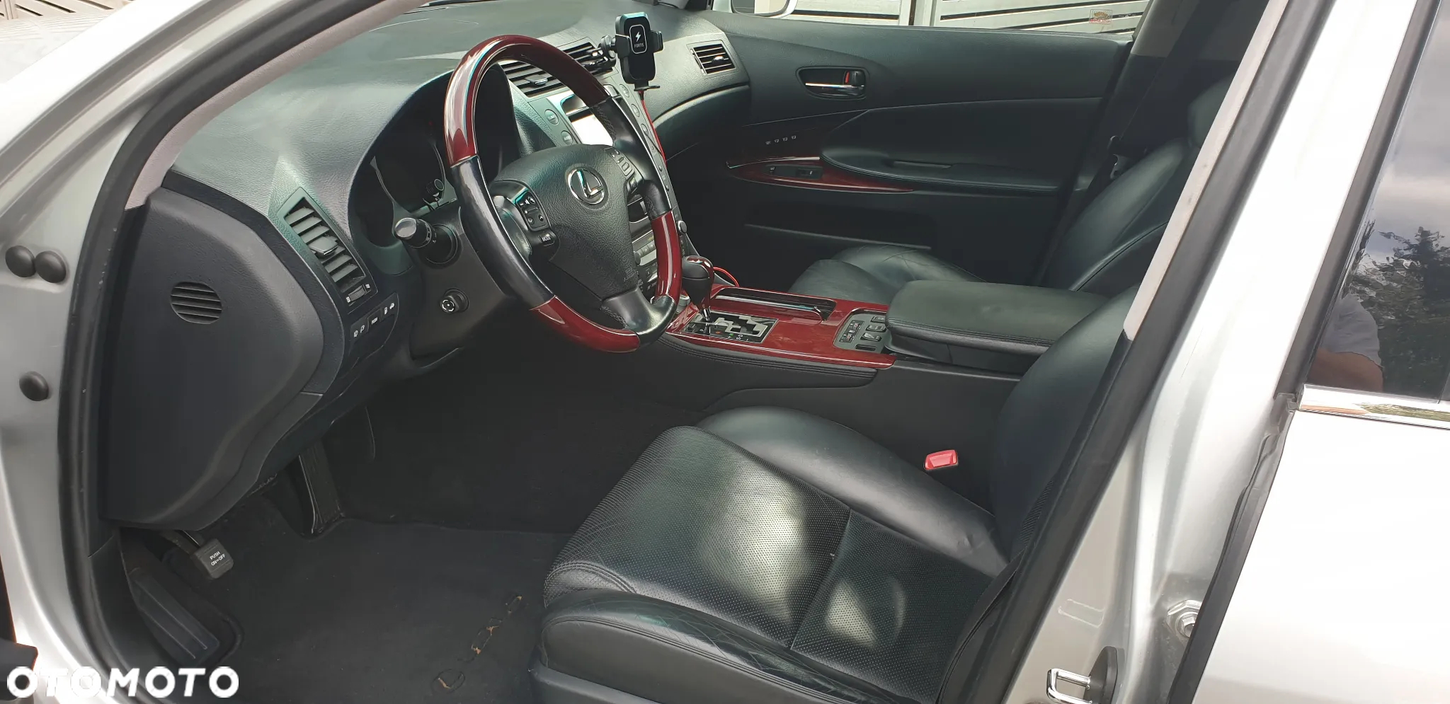 Lexus GS 450h Prestige - 28