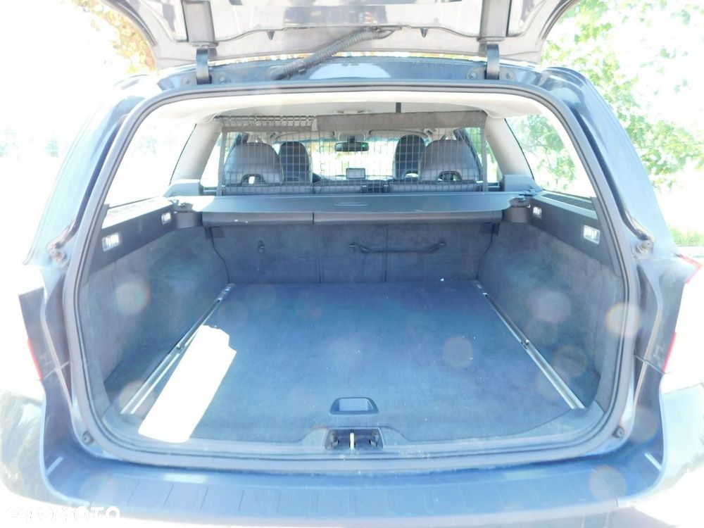 Volvo V70 2.0D Momentum - 16