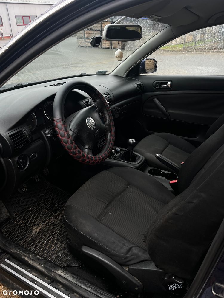 Volkswagen Passat 1.9 TDI Basis - 6