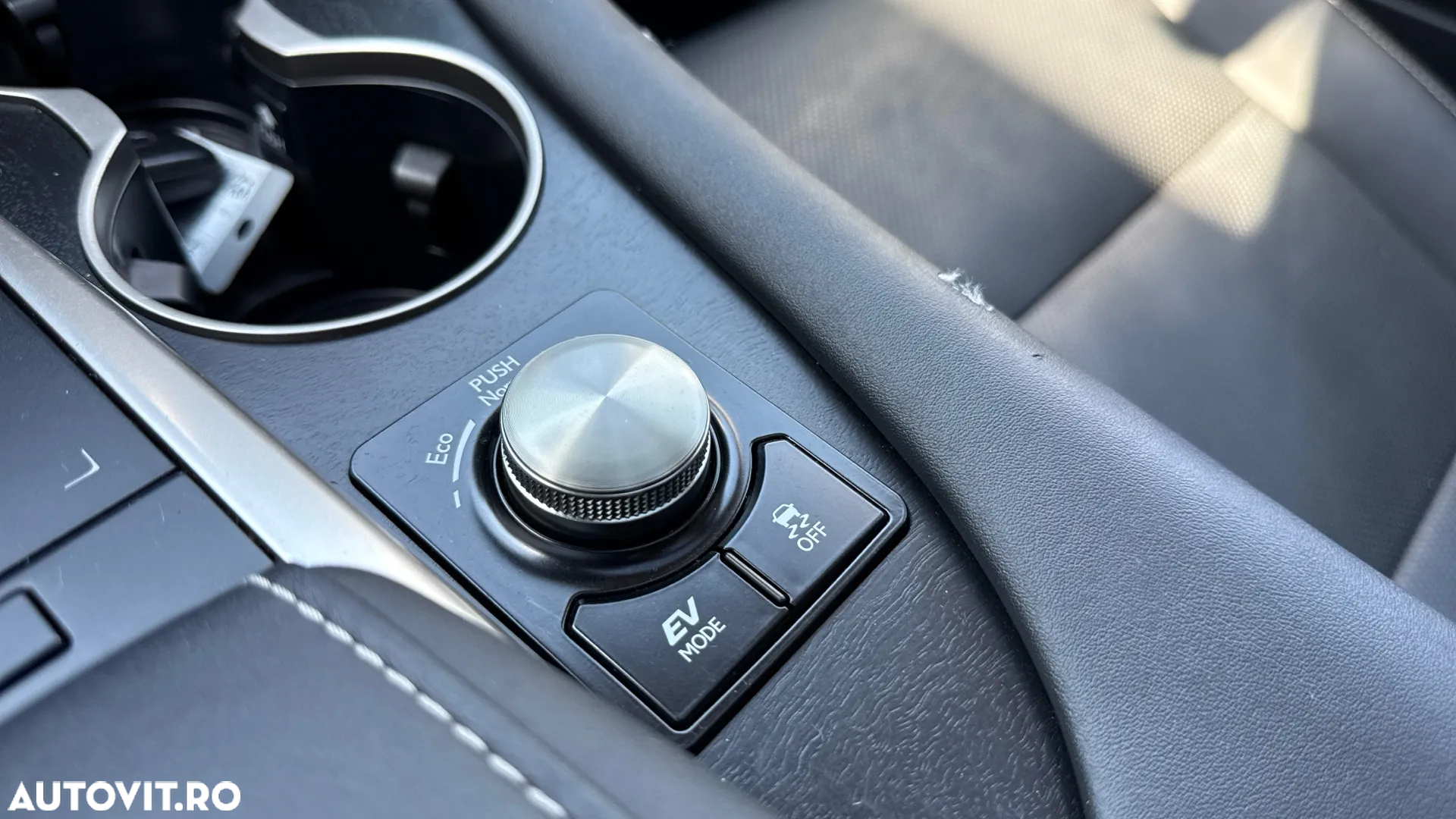 Lexus Seria RX 450h AWD Executive Plus Sunroof - 35