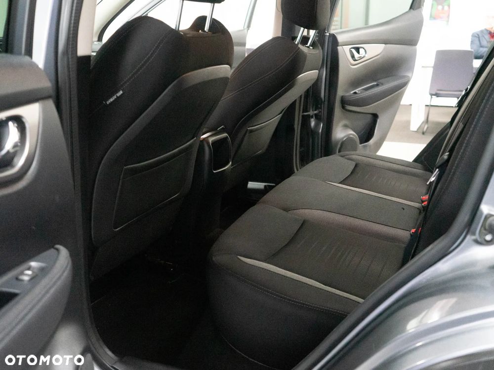 Nissan Qashqai 1.2 DIG-T N-Connecta - 25