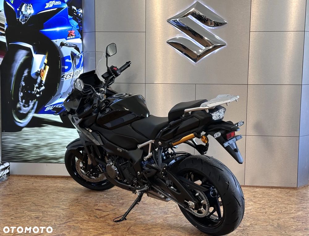 Suzuki GX - 6