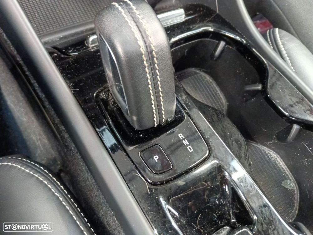 Volvo XC 40 1.5 T5 PHEV R-Design - 11