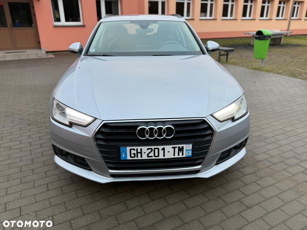 Audi A4 Avant 2.0 TDI ultra S tronic - 3