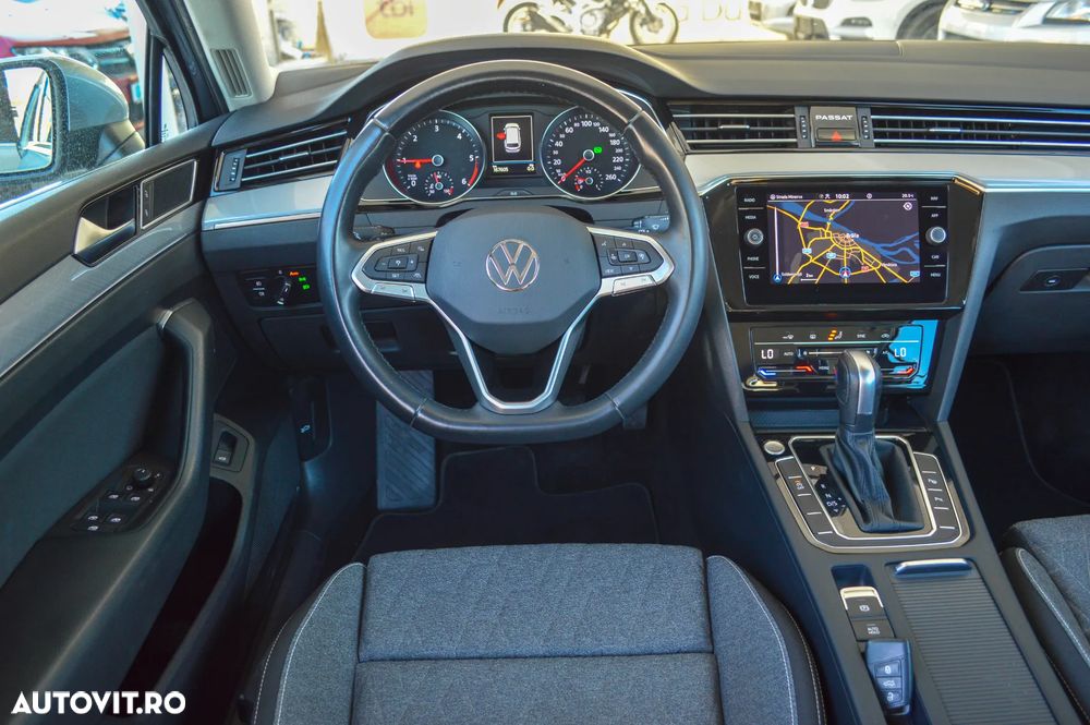 Volkswagen Passat 2.0 TDI SCR DSG Business - 25