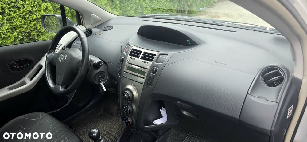 Toyota Yaris 1.33 Luna - 13