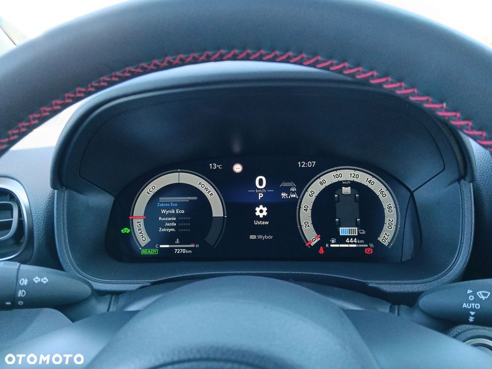 Toyota Yaris Cross - 14