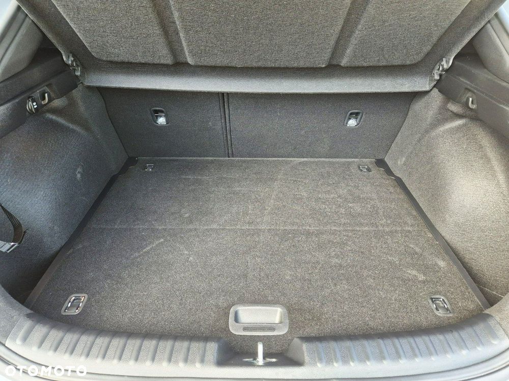 Kia XCeed 1.5 T-GDI M DCT - 25