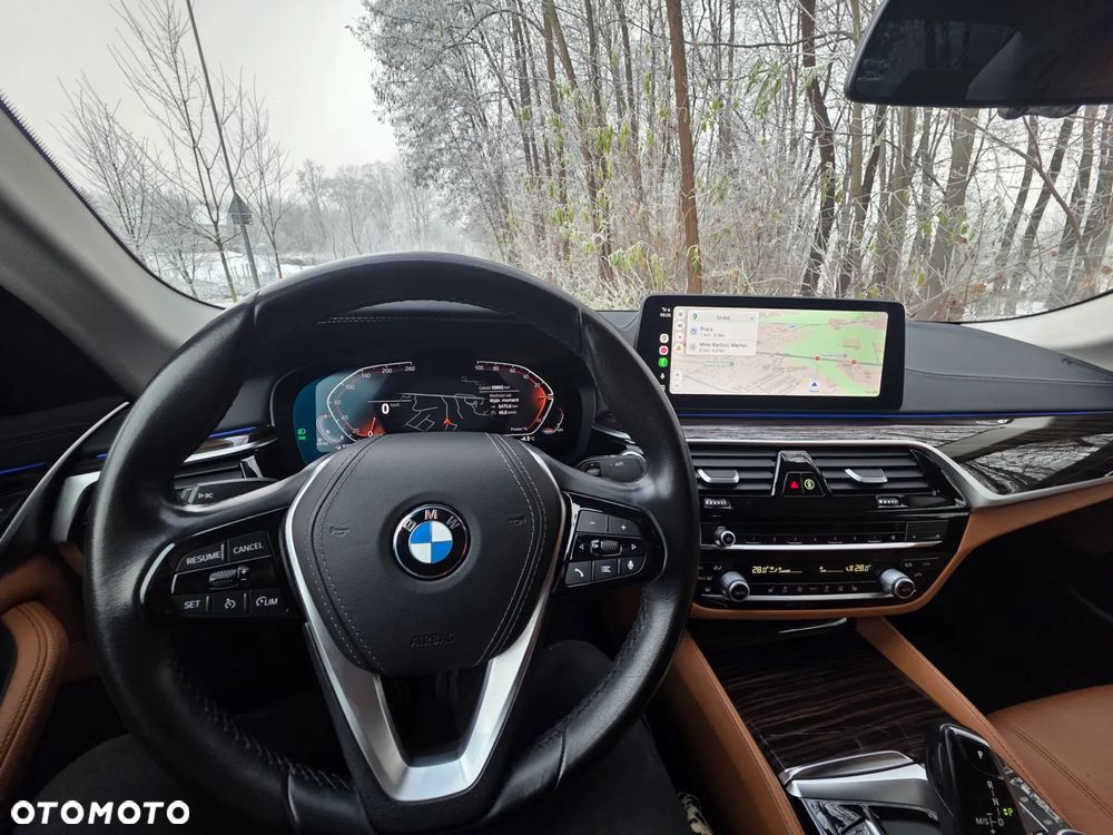 BMW Seria 5 518d Luxury Line - 6