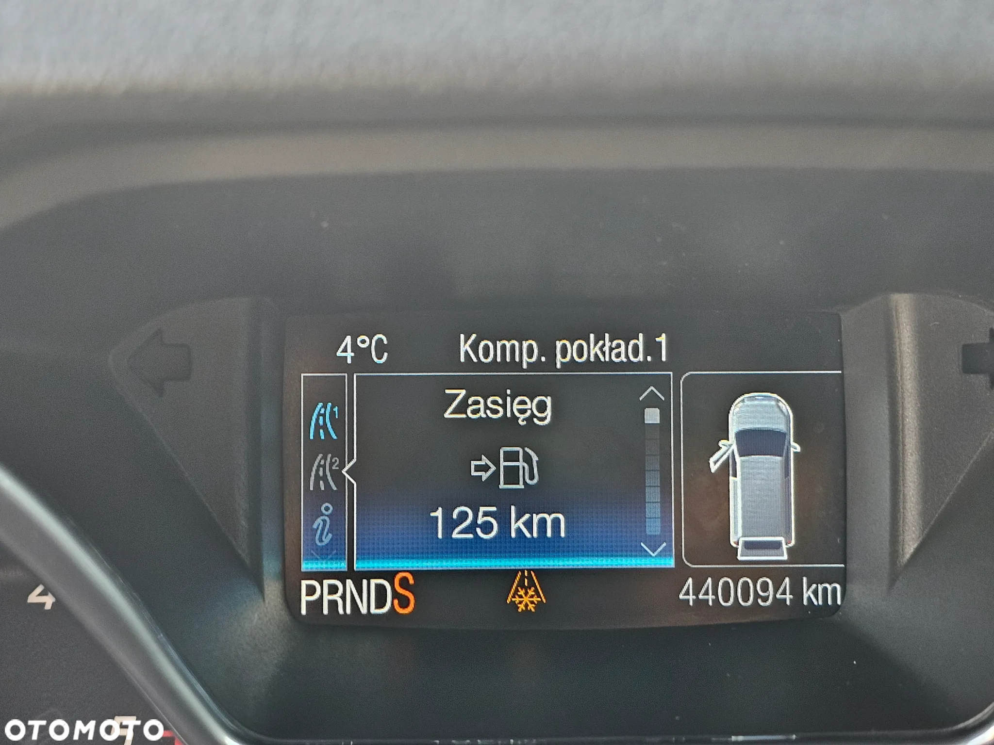Ford Tourneo Connect Grand - 29