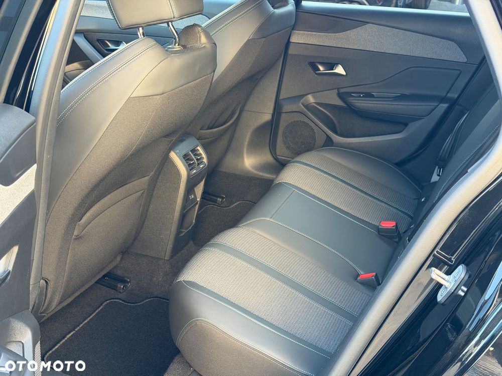 Peugeot 308 BlueHDi 130 EAT8 Allure - 10