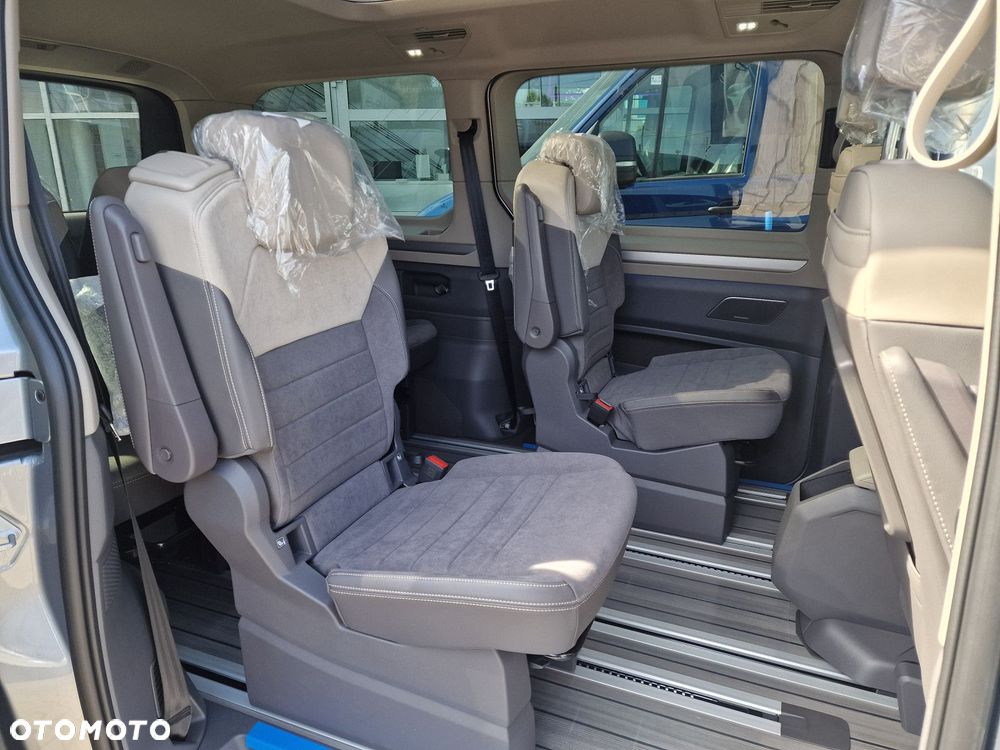 Volkswagen Multivan - 29