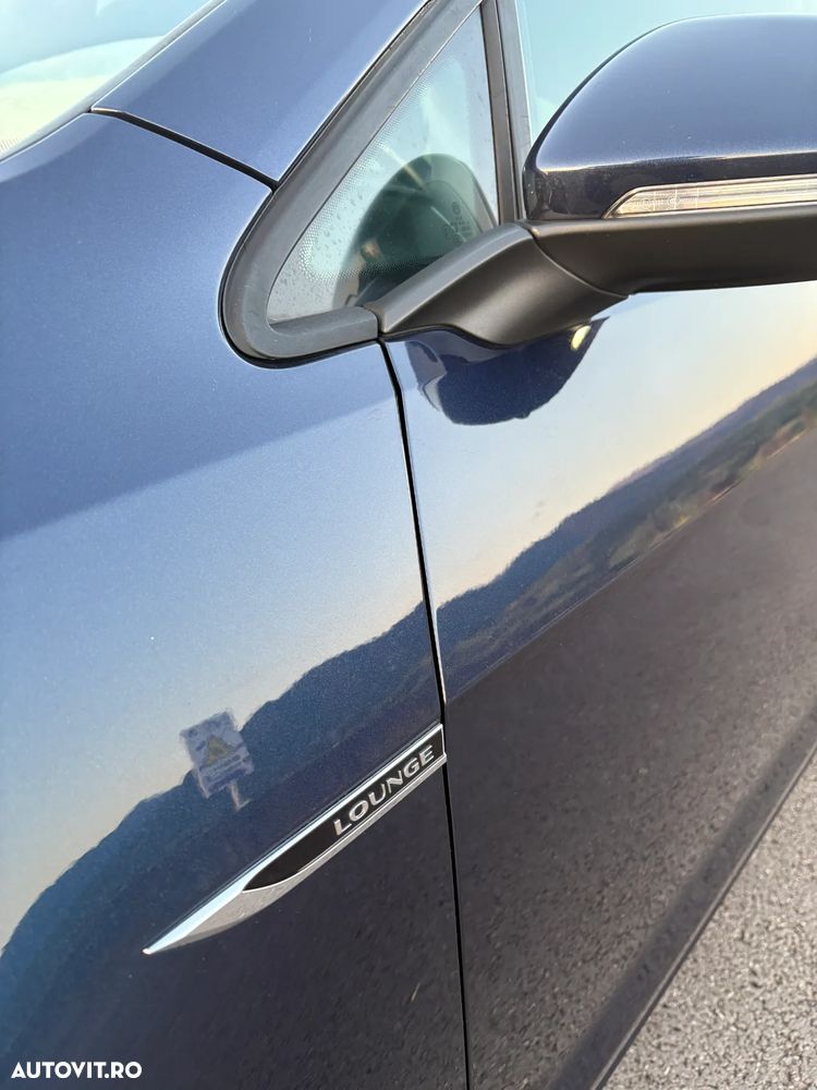 Volkswagen Golf 2.0 TDI SCR Highline - 17