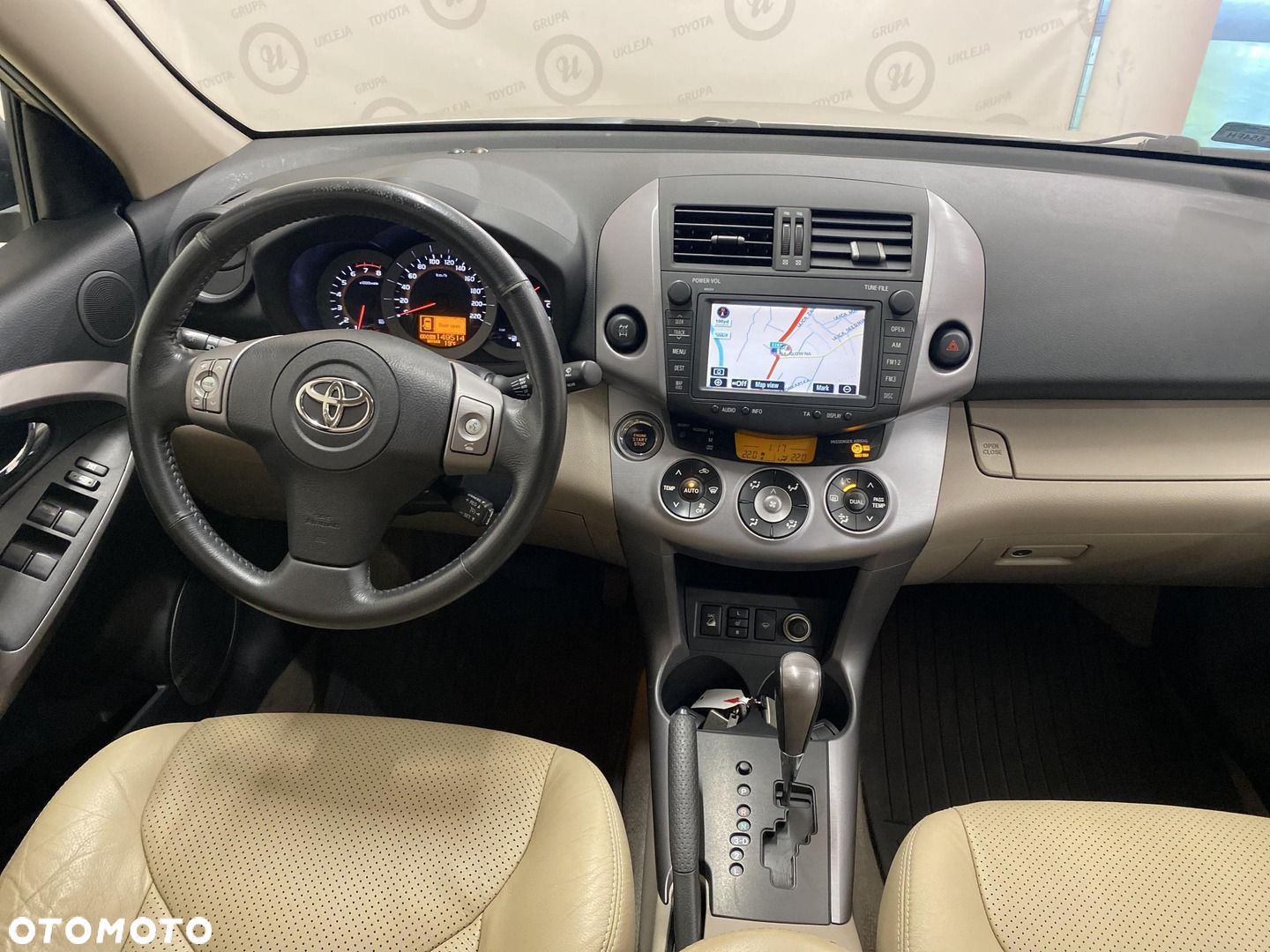 Toyota RAV4 - 3