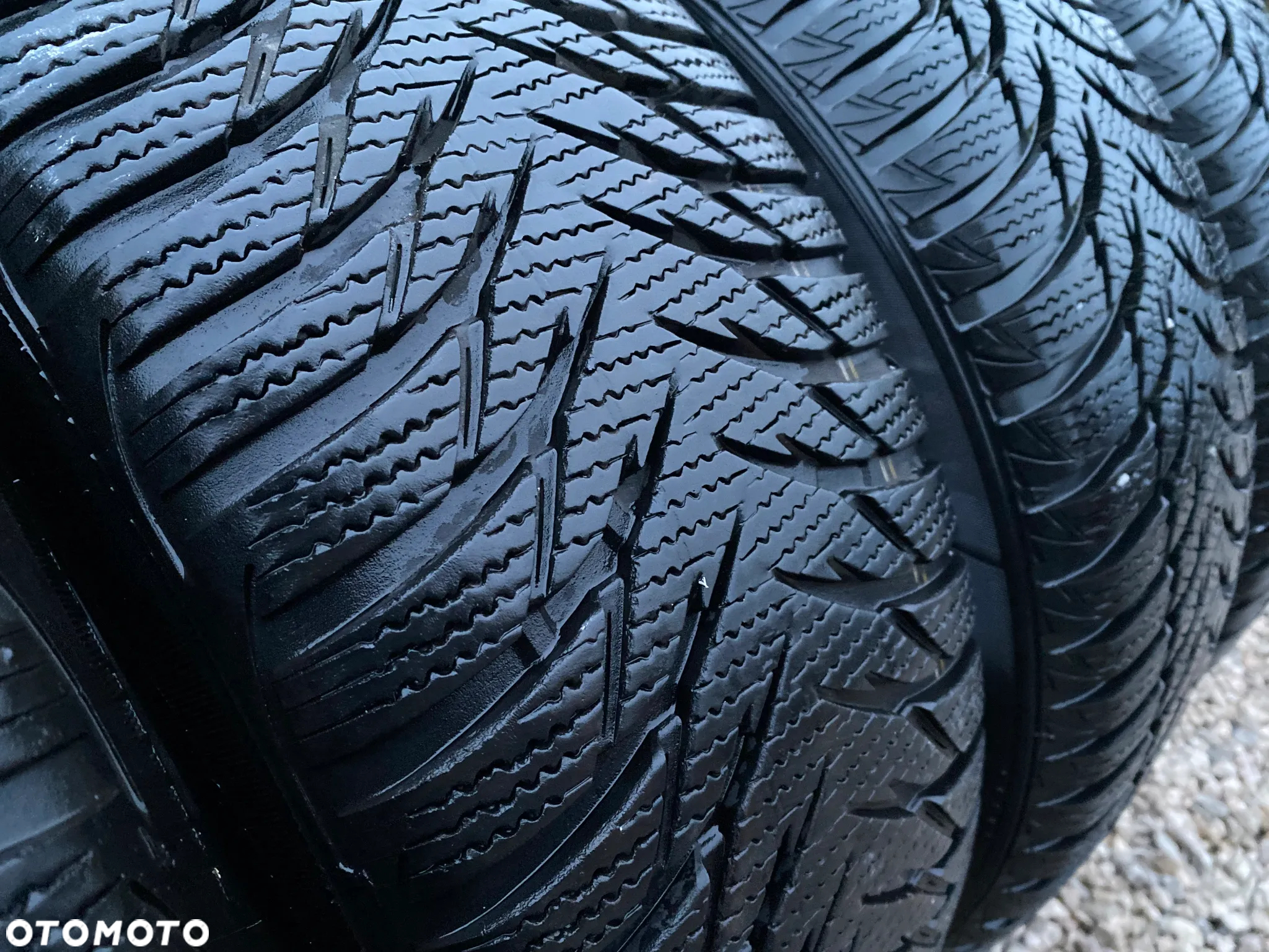 Opel Astra H Zafira Felgi strukturalne z oponami Koła 16" 5X110 6,5Jx16H2 ET39 - 22