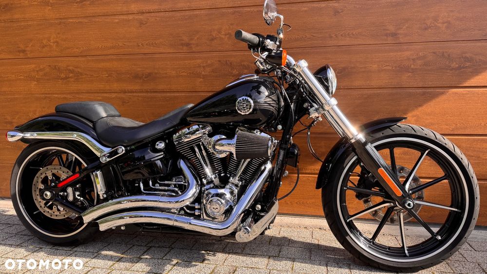 Harley-Davidson Softail Breakout - 2