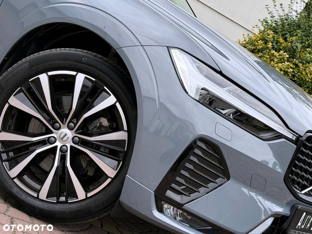 Volvo XC 60 B4 D AWD Plus Dark - 35
