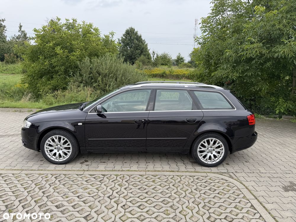 Audi A4 Avant - 4