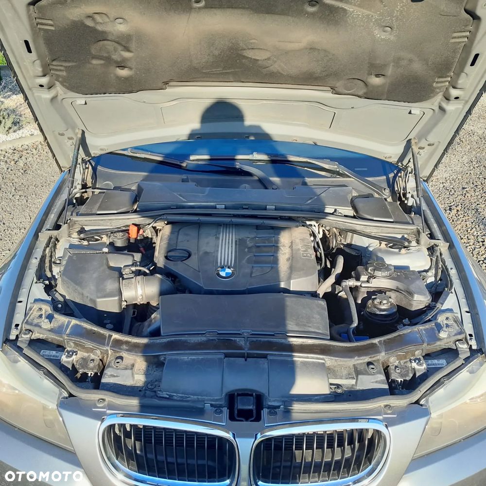 BMW Seria 3 320d xDrive - 7