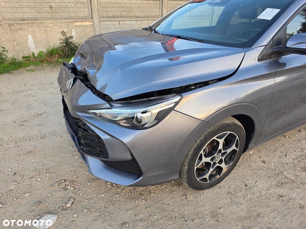 MG MG3 1.5 HEV+ Exclusive - 32