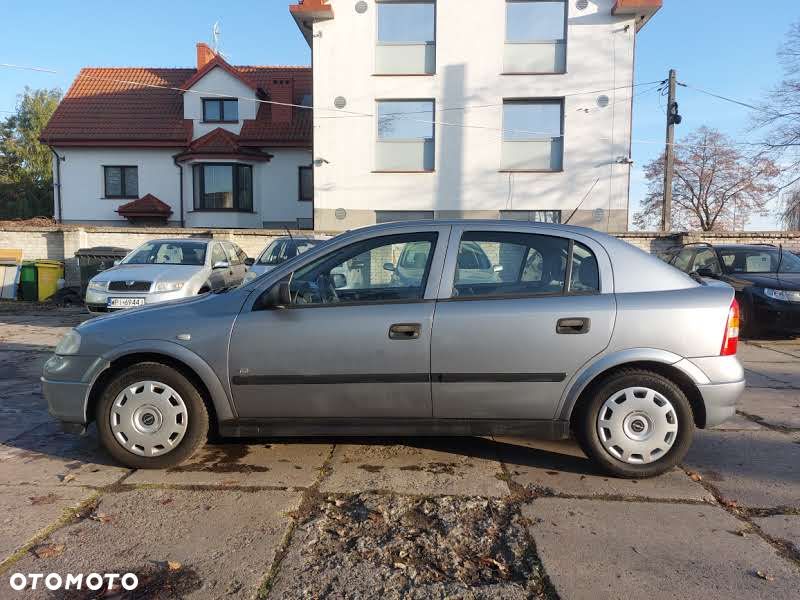 Opel Astra - 3