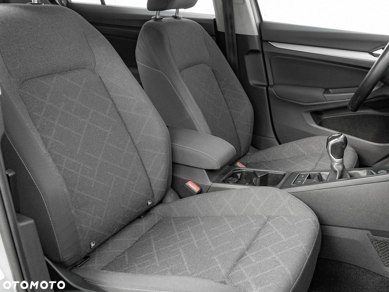 Volkswagen Golf VIII 1.5 TSI EVO Life - 33