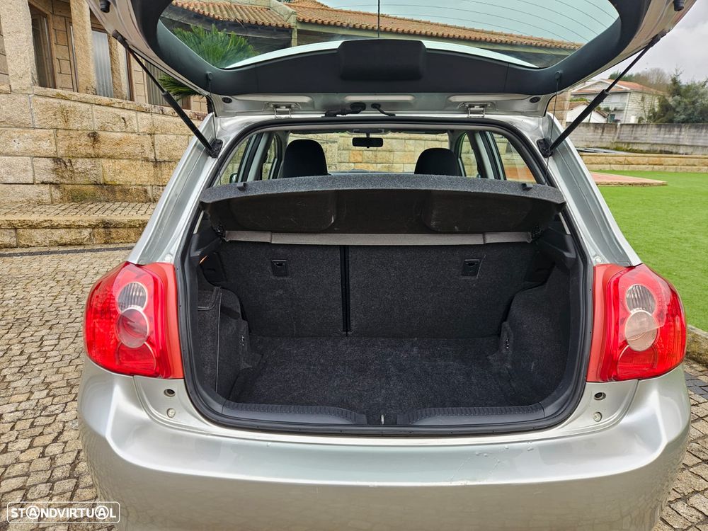 Toyota Auris 1.4 D-4D ACtive - 8