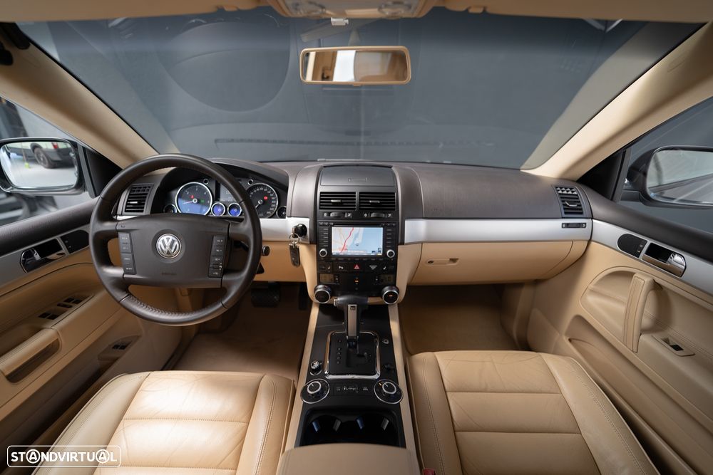 VW Touareg 2.5 TDi Tiptronic - 10
